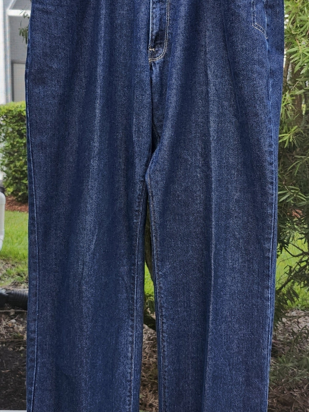 Men's Straight-Leg Denim Jeans in Deep Blue